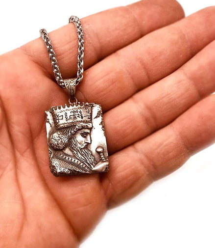 Asoodehdelan Sterling Silver Khashayar Sha Persian Empire King Pendant Gift Farvahar
