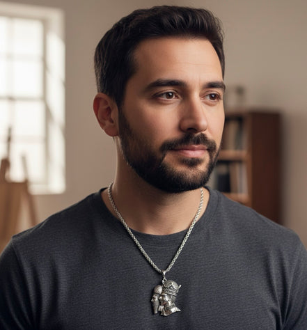 1 Iranian Persian Kings Cyrus the Great and Mohammadreza Shah Pahlavi Necklace