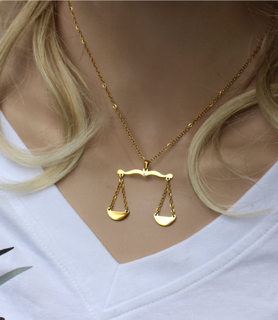 1 Shahbanoo Farah Pahlavi The scales of justice necklace