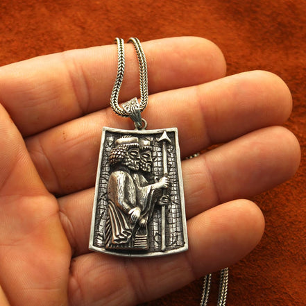Iranian Sterling Silver Persian Achaemenid Hakhamanesh Soldiers Worrier Necklace Pendant